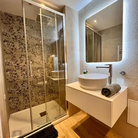 Cours Massena Apartamento *